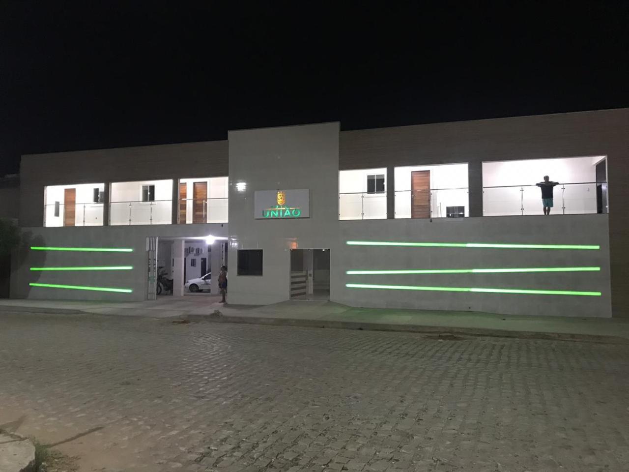 Hotel Uniao Acu Bagian luar foto